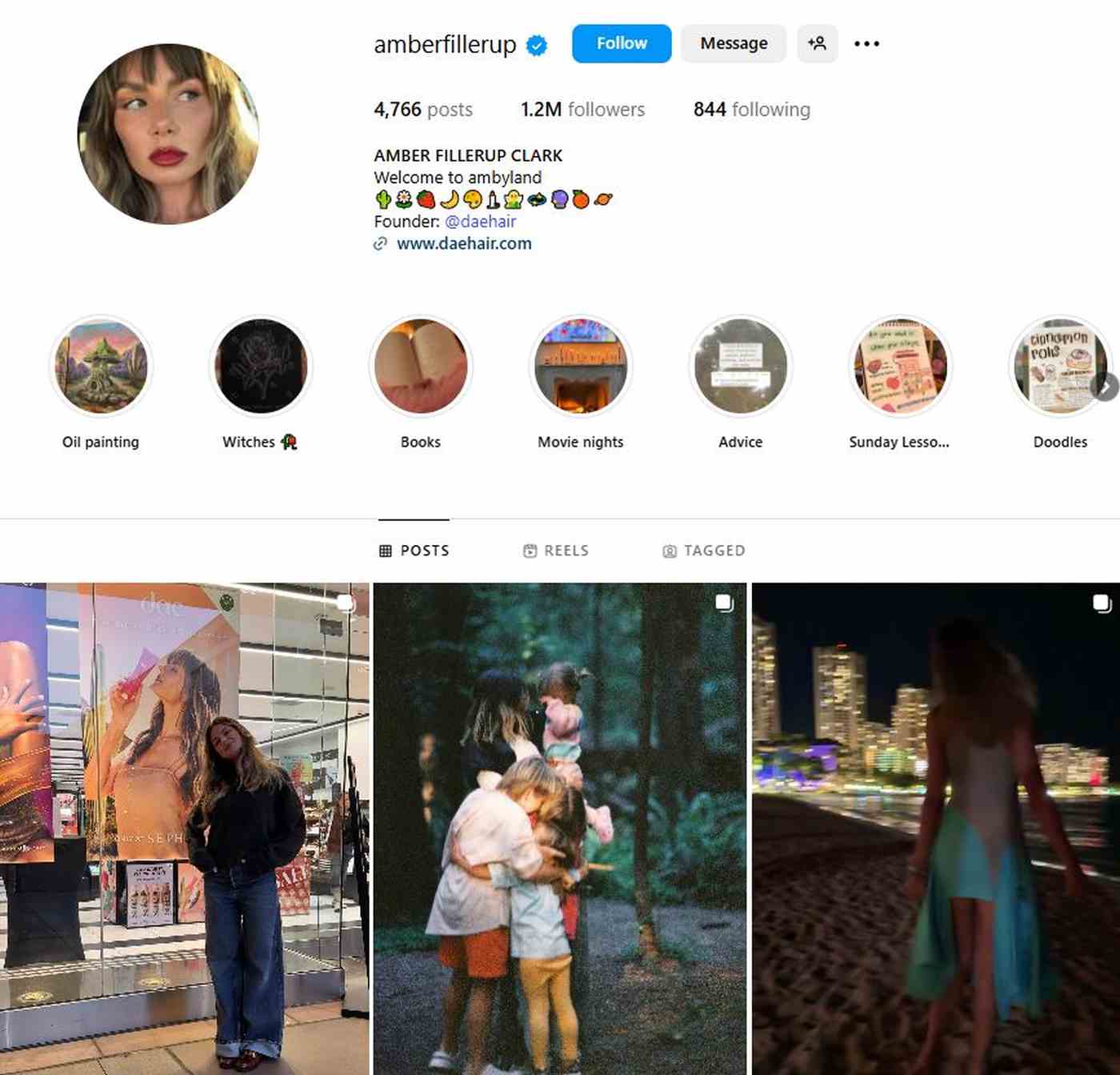 Best Mom Influencers On Instagram Amber Fillerup Clark