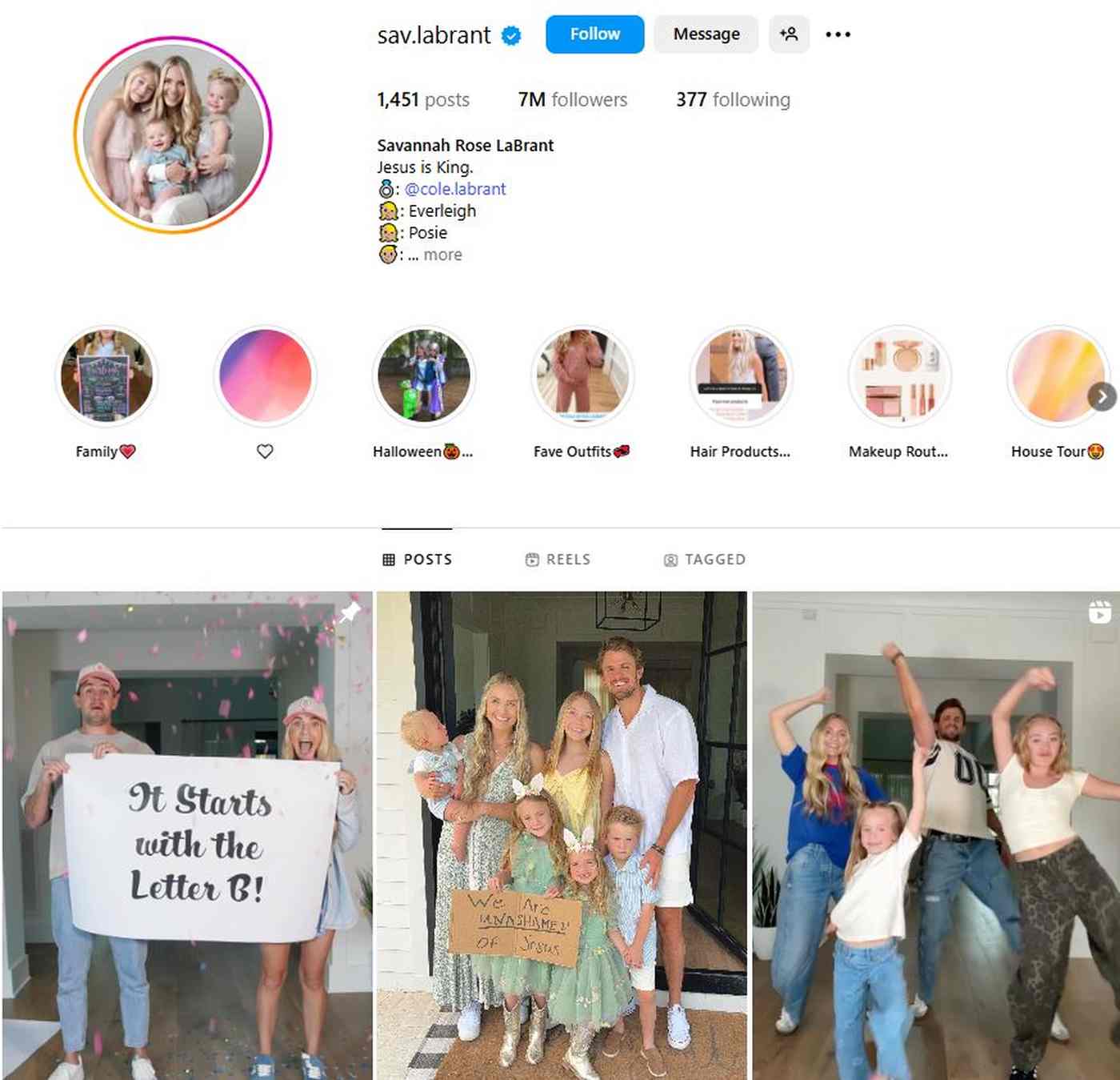 Best Mom Influencers On Instagram Savannah LaBrant