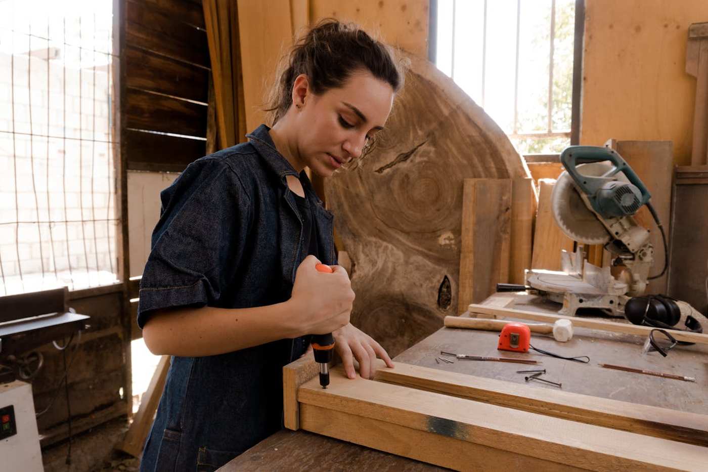 Craft Business Furniture
