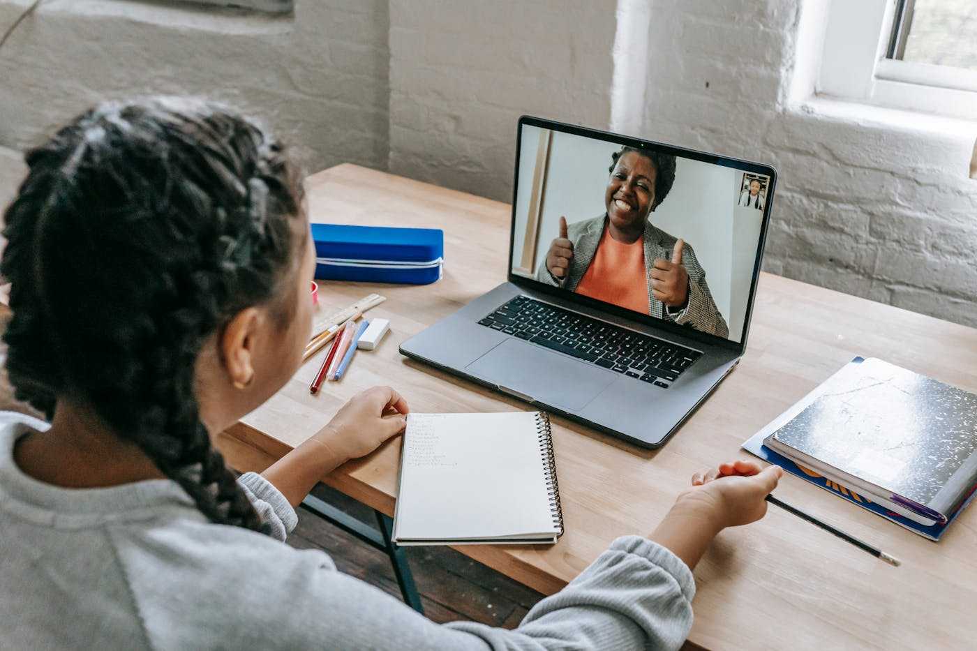 Online Business Idea Tutor
